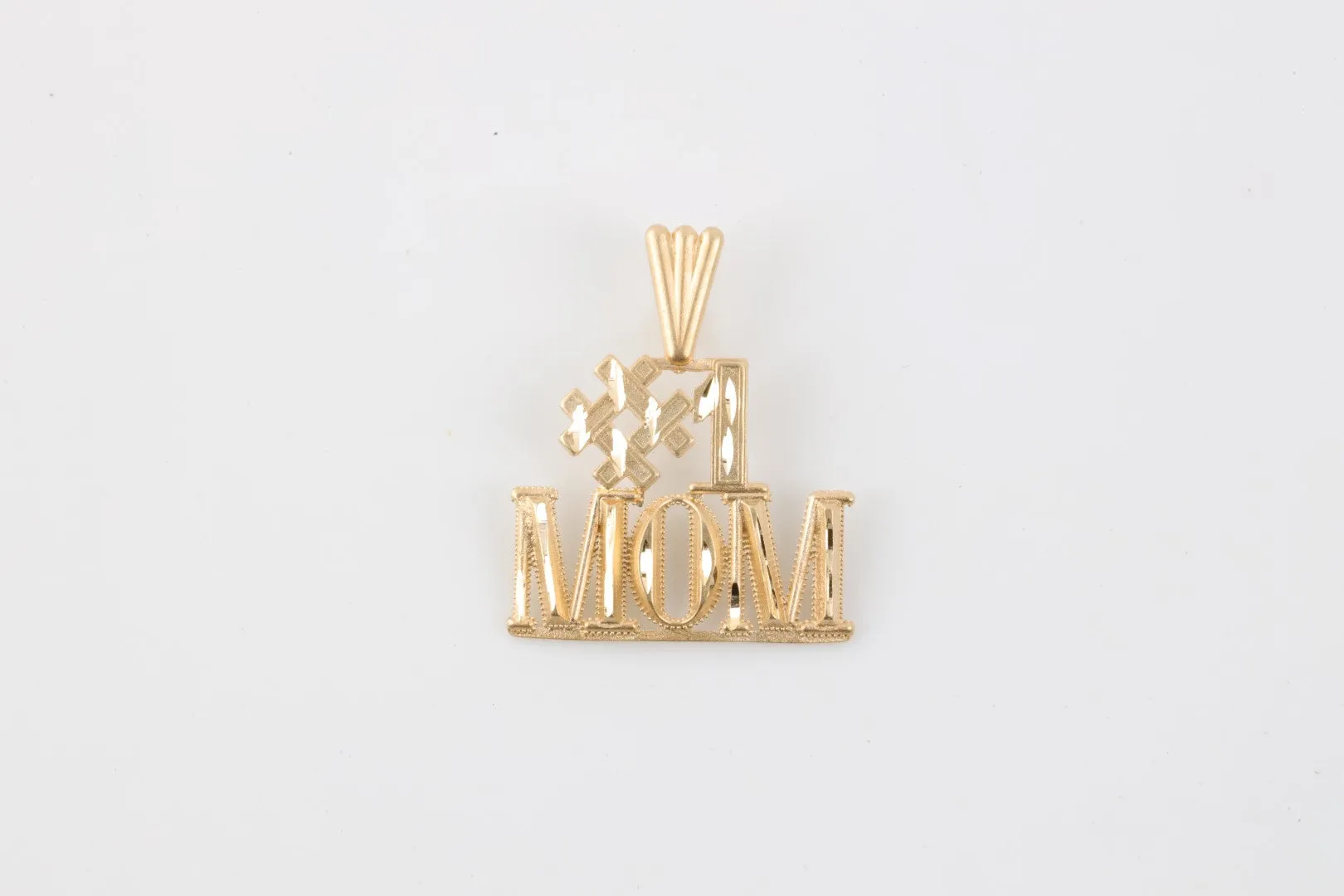 14k Yellow Gold #1 Mom Pendant (1.03g.)