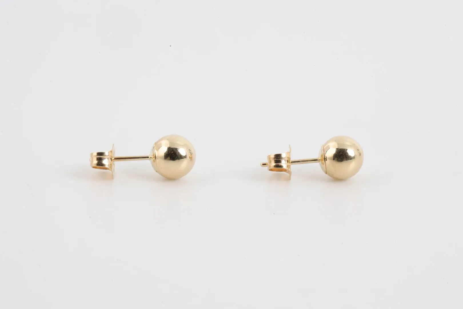 14k Yellow Gold Ball Stud Earrings (0.45g.)