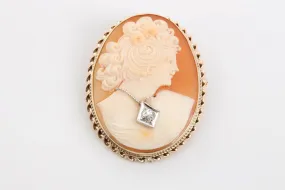 14k Yellow Gold Cameo Brooch with 0.25tcw Diamond (12.93g.)