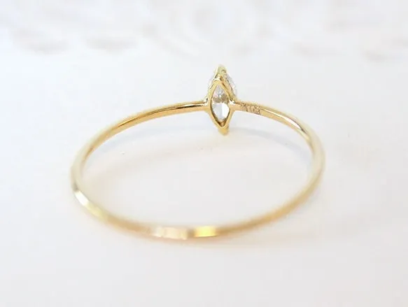 18K Light Luxury Marquise Diamond Ring - LR9