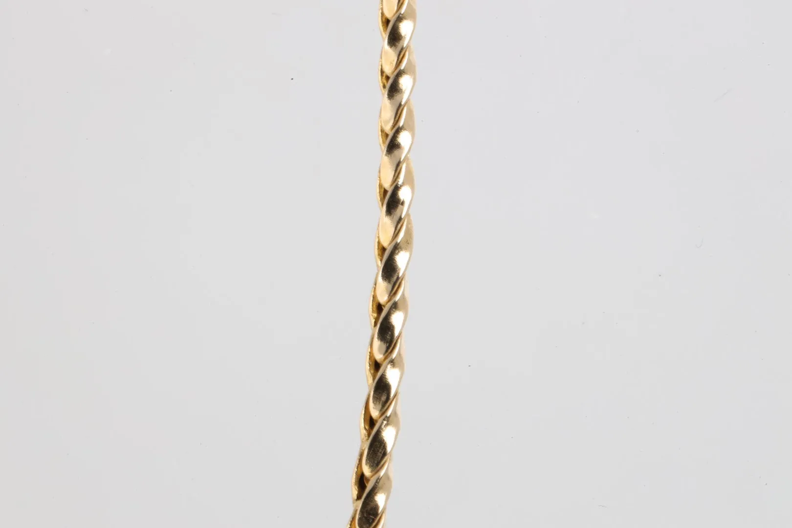 18" 14k Yellow Gold Twisted Link Chain Necklace (6.27g.)