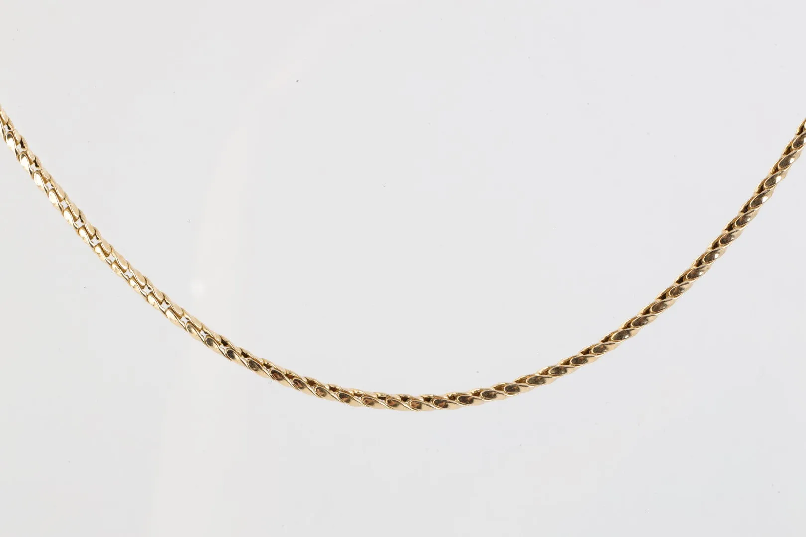 18" 14k Yellow Gold Twisted Link Chain Necklace (6.27g.)