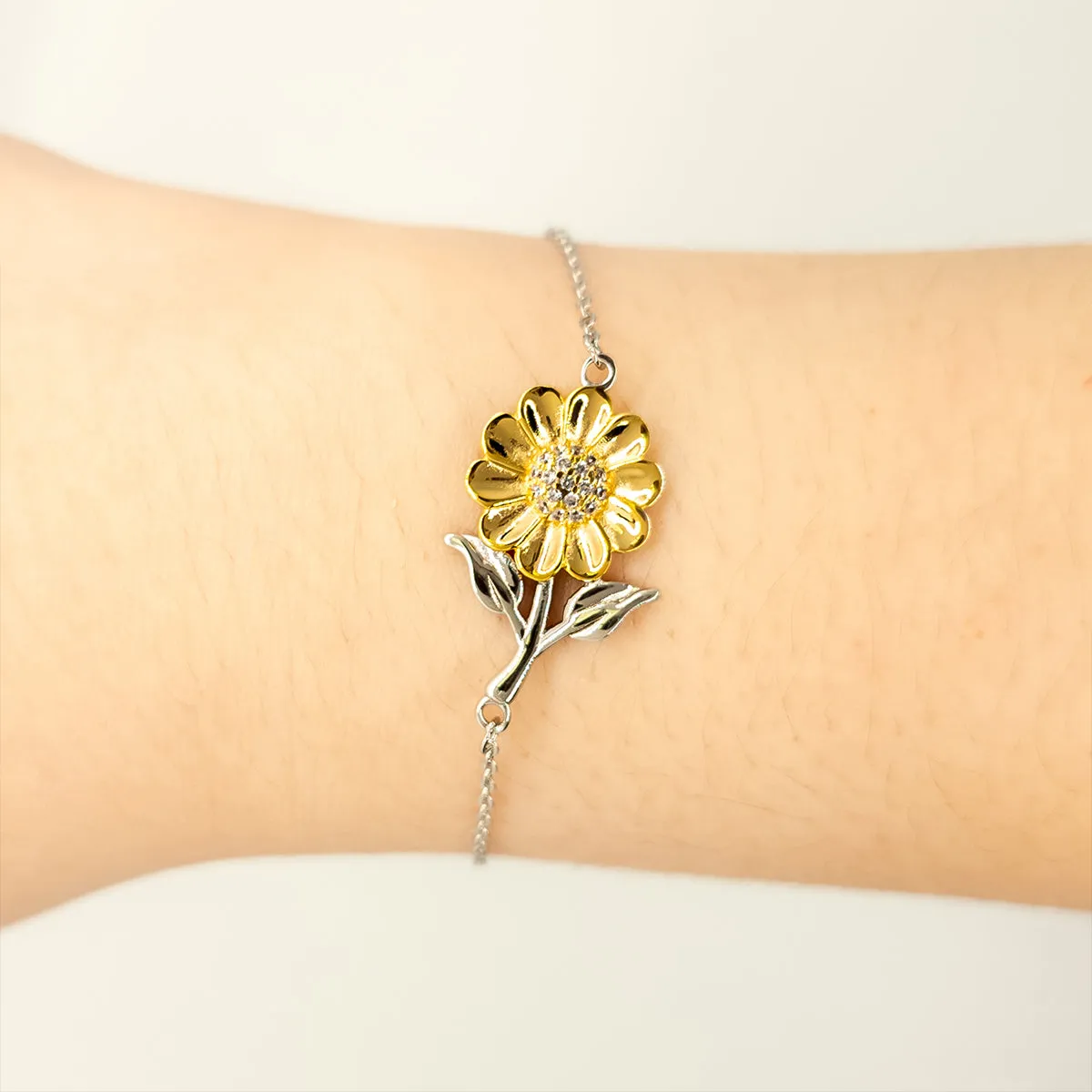 Badass Machinist Gifts, I'm Machinist not a magician, Sarcastic Sunflower Bracelet for Machinist Birthday Christmas for  Men, Women, Friends, Coworkers