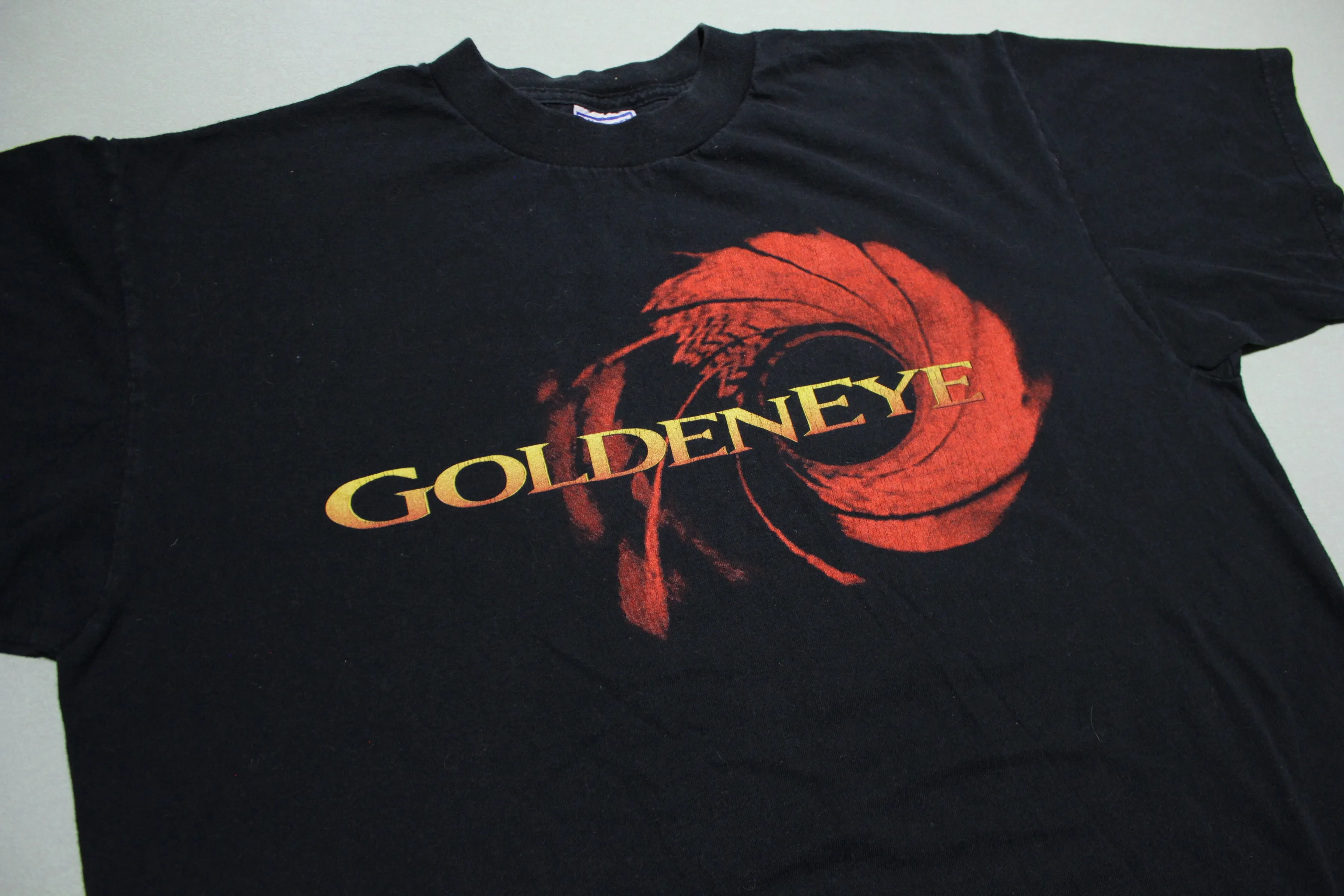 Goldeneye Vintage James Bond 007 Licensed 1995 90's Promo T-Shirt