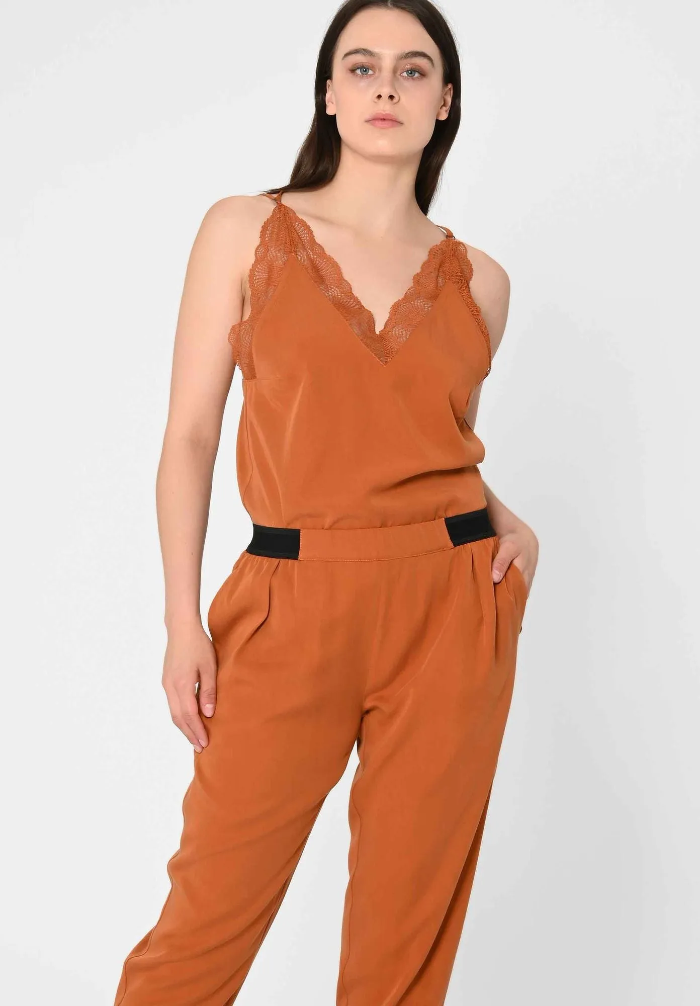 Hose VISKLA Dark Amber