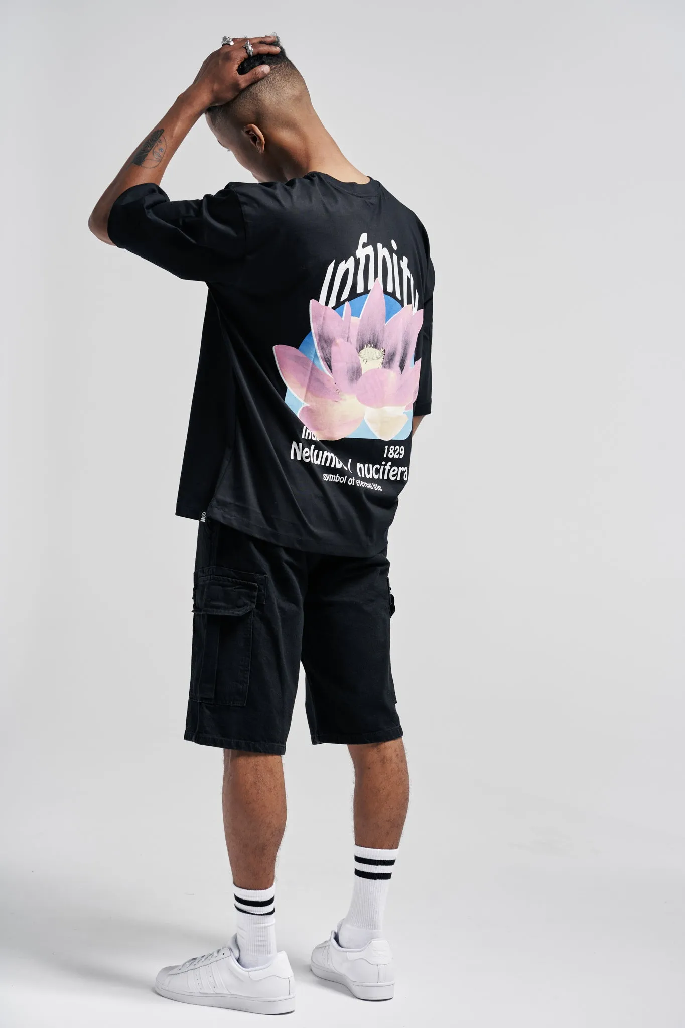 Infinity Nucifera Oversized Tee Black