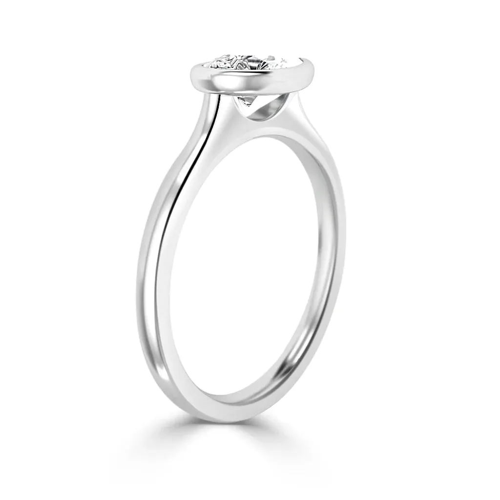 Isla - 18ct White Gold - Pear