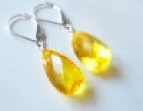 Lemon Sun Drop Pyramid Cut Earrings, Color of the Year 2021