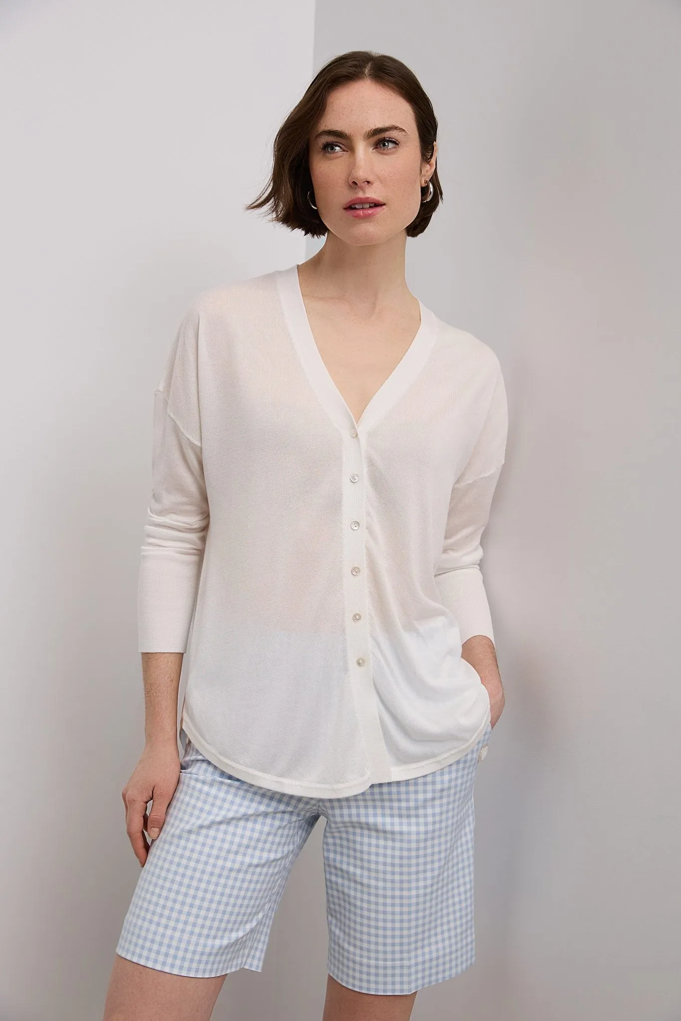 Loose cardigan with front knot