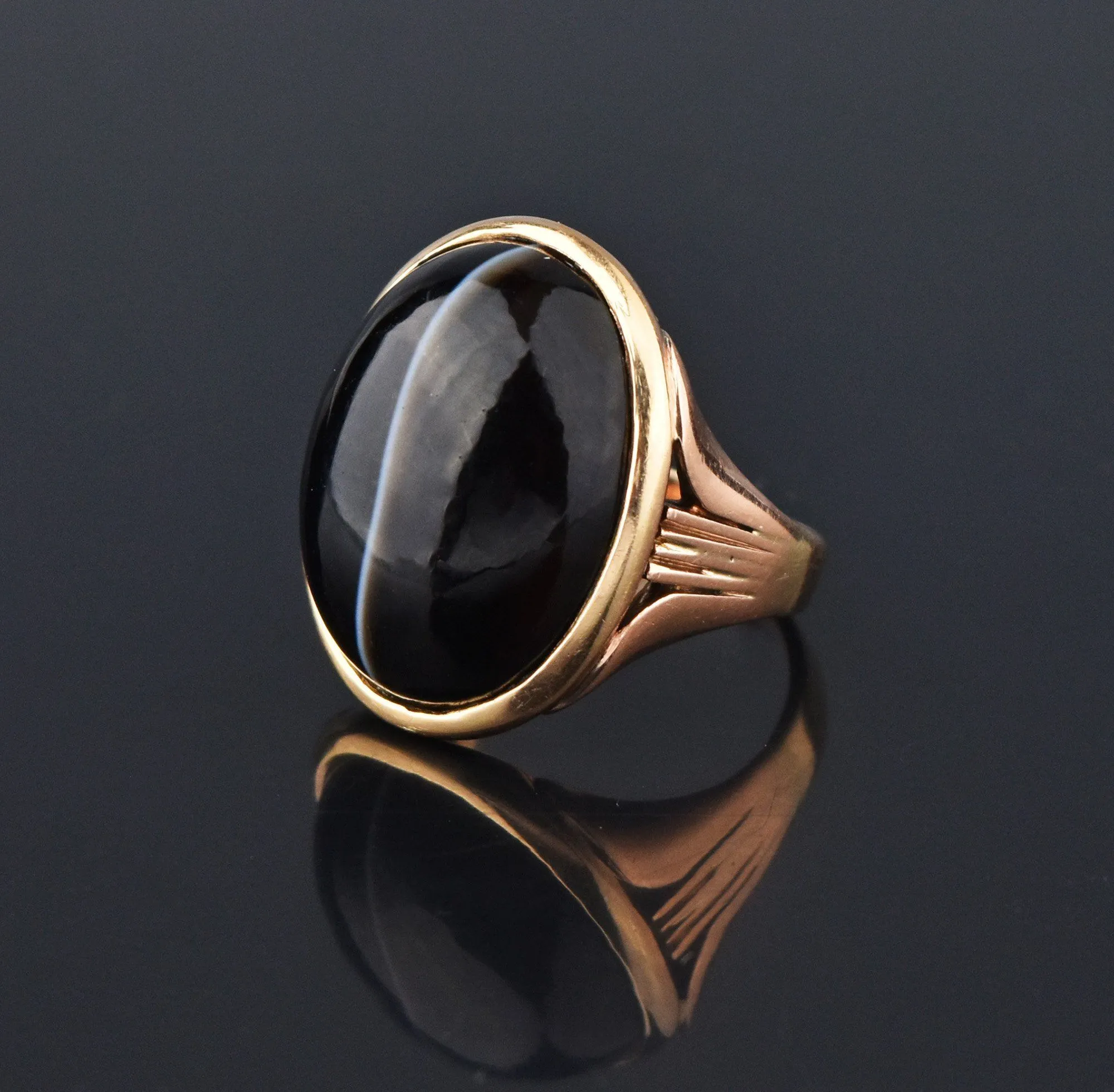 ON HOLD Victorian 14K Gold Banded Agate Cabochon Ring