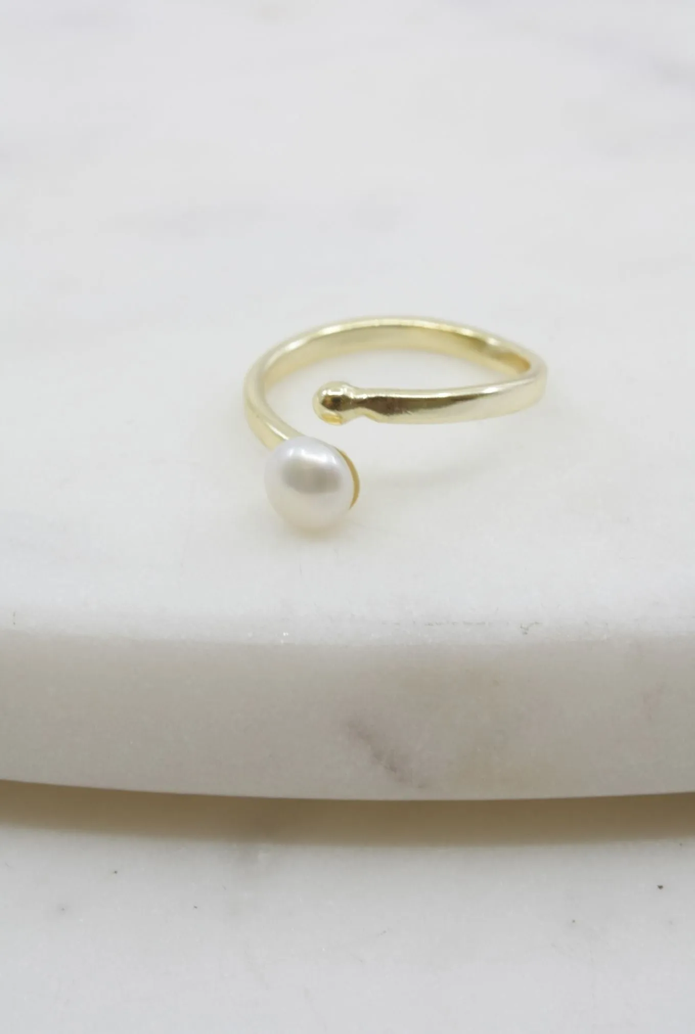 Simple Pearl Adjustable Ring