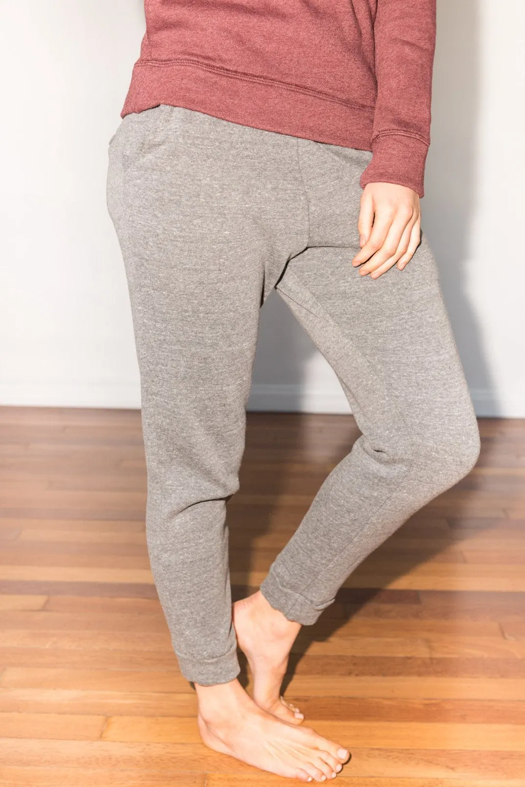 Women's Back Zip Sweatpant